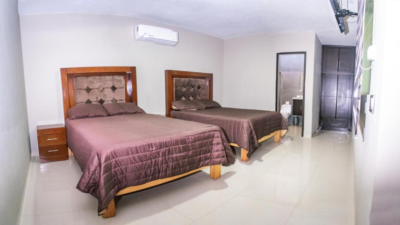 El Milagro Hotel
